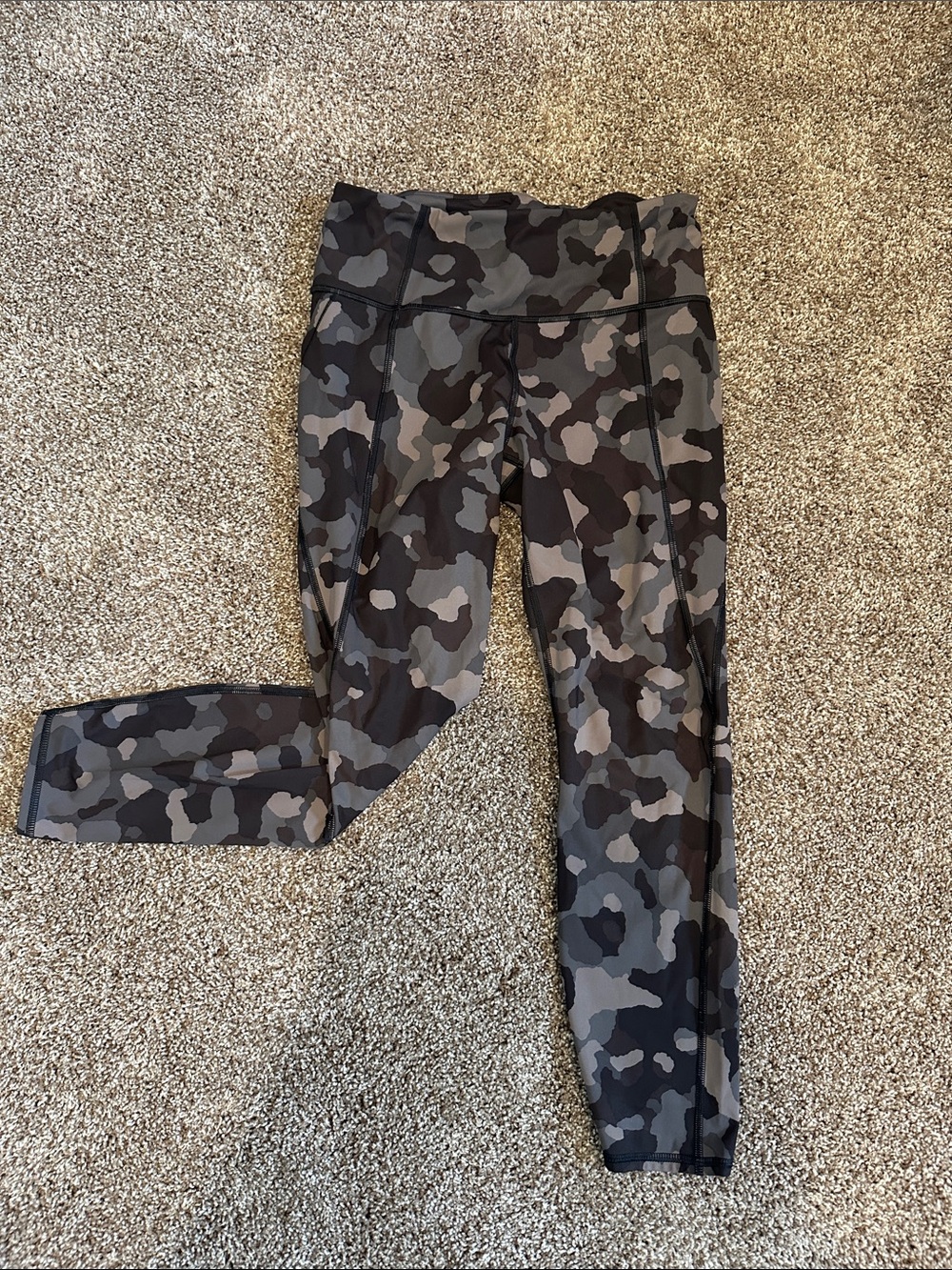 Athleta Gray & Black Camo Leggings